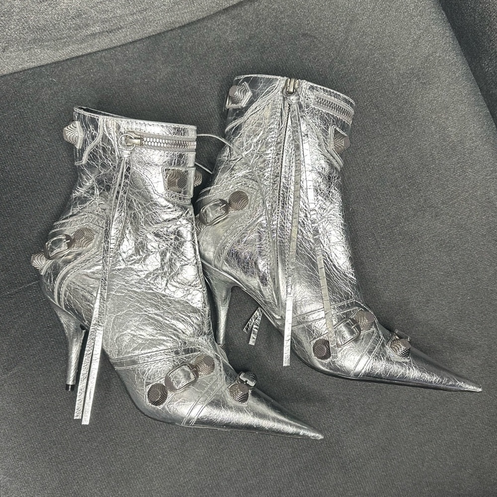 NWOB Balenciaga Le Cagole 90mm Metallic Silver Ankle Boots Size 36.5 IT 6.5 US - Picture 8 of 16